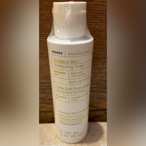 Korres Santorini Grape Poreless Skin Perfecting Toner 4.22oz Denim Tote & Pouch - Picture 7 of 15